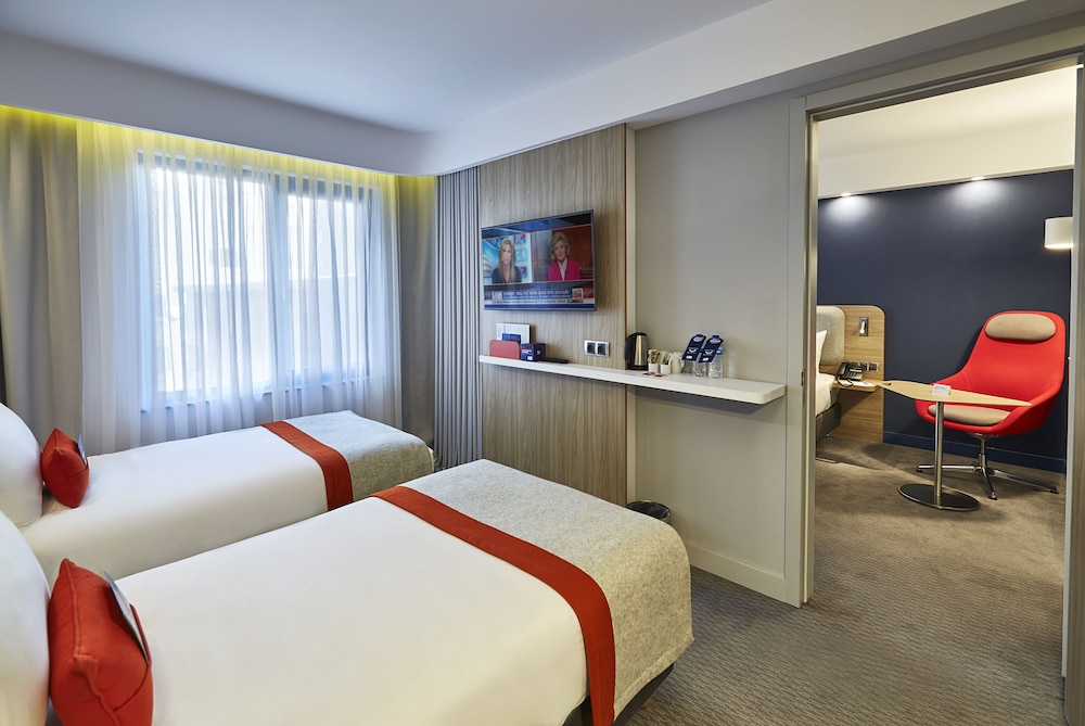 Holiday Inn Express Istanbul - Atakoy Metro, an Ihg Hotel