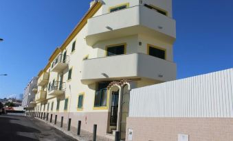 Torre da Aldeia by Umbral