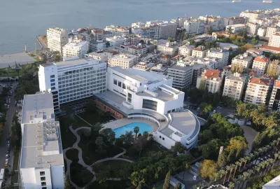 Swissotel Buyuk Efes Izmir Các khách sạn gần Devlet Opera ve Bale