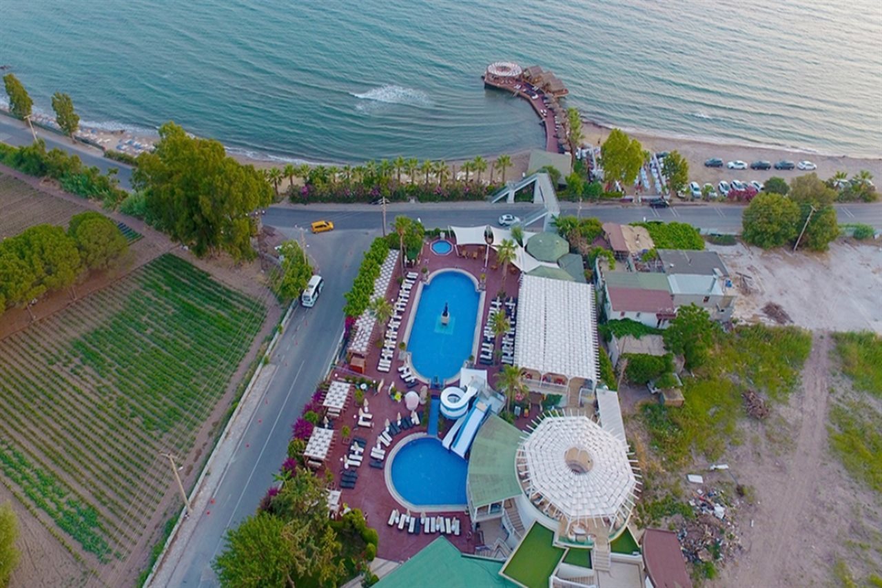 Golden Beach Hotel