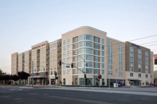 Residence Inn by Marriott San Jose Airport 聖何塞住宿飯店