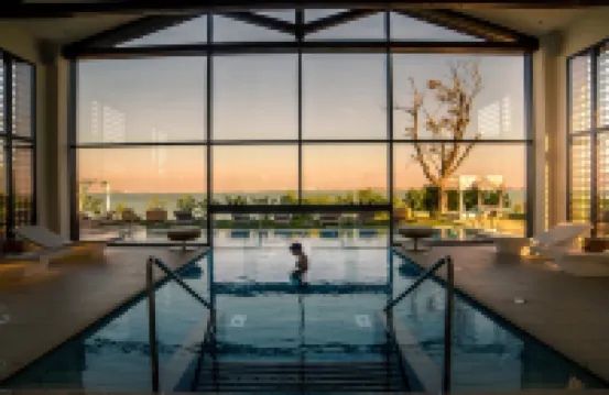 جاي دبليو ماريوت فينيس ريزورت آند سبا