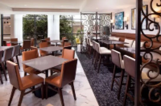 Hyatt Place Mount Pleasant Towne Centre