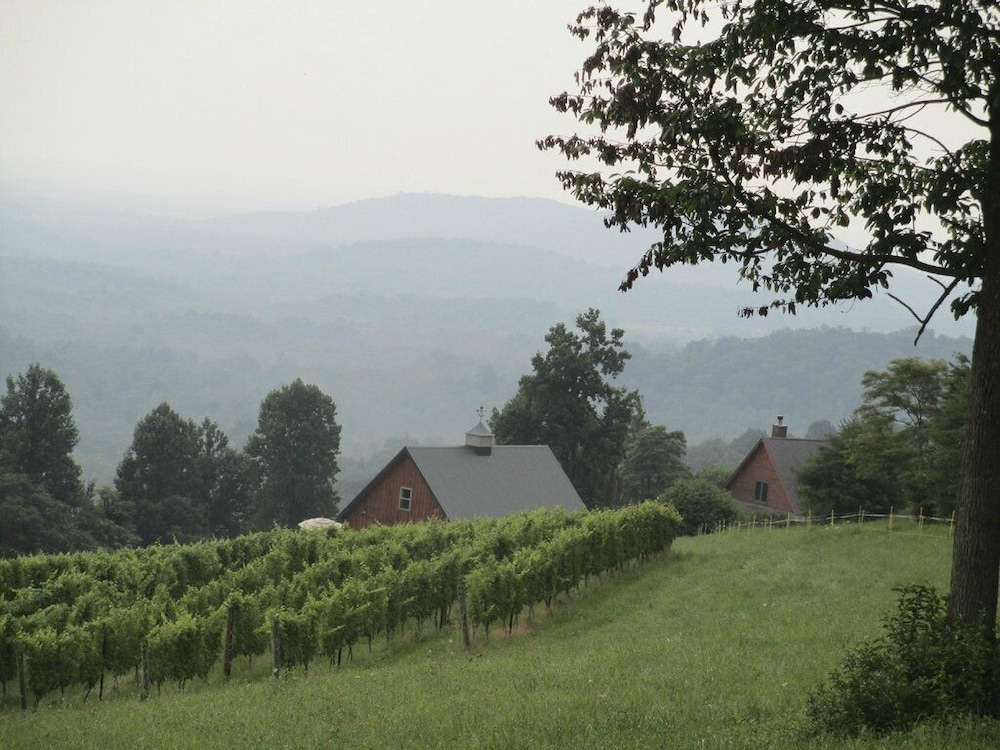 Baymont by Wyndham Front Royal Near Shenandoah National Park