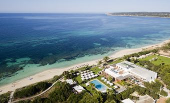 Gecko Hotel & Beach Club, a Small Luxury Hotel of the World