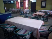 Matuu Ndallas Hotel - breakfast