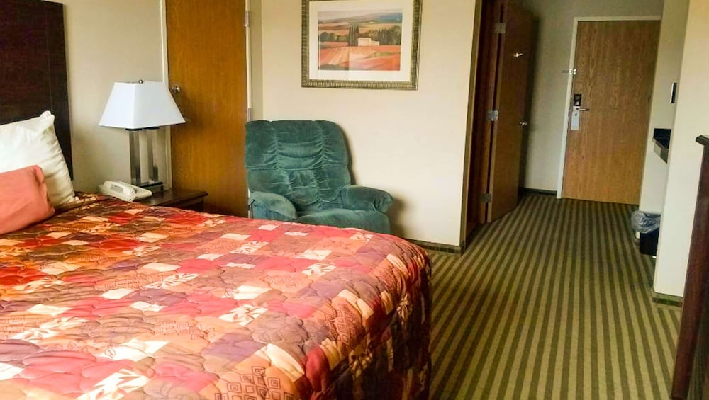 Bowman Inn & Suites