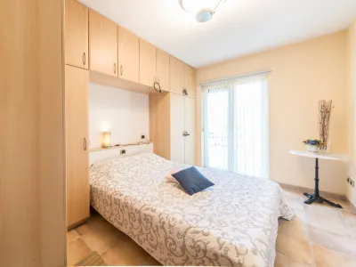 Goldsands II 101 with Garage