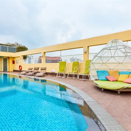 ibis budget Singapore Selegie Отели рядом с достопримечательностью «Станция метро Rochor»