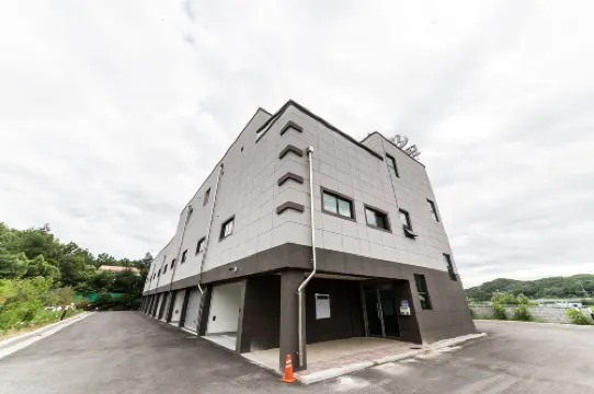 Wonju Galaxy Self Check-in Motel
