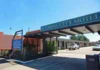 Castle Motel Bairnsdale Hotels in Forge Creek