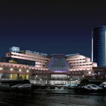 Атриум Палас Отель Отели рядом с достопримечательностью «Свердловский Областной Краеведческий Музей»