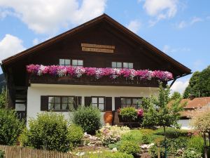 Ferienwohnungen am Buchbrunnen