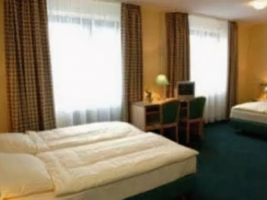 St Joseph Hotel Hamburg Reeperbahn St Pauli Kiez Reviews For 3 Star Hotels In Hamburg Trip Com