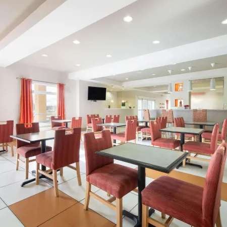 La Quinta Inn & Suites by Wyndham Harrisburg-Hershey