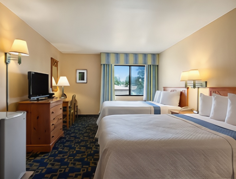 Days Inn & Suites by Wyndham East Flagstaff