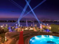 Sonesta St. George Hotel - Convention Center - Uima-altaat