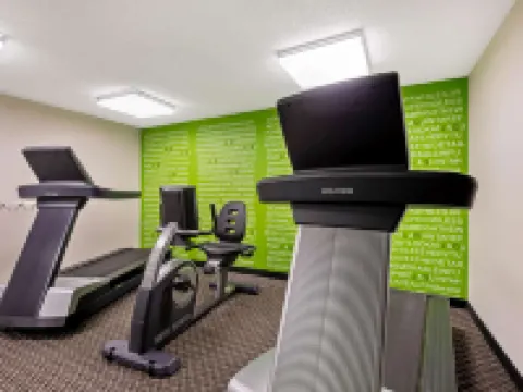 La Quinta Inn & Suites by Wyndham Harrisburg Airport Hershey Hotels in Dauphin County