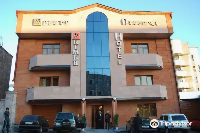 Primer Hotel