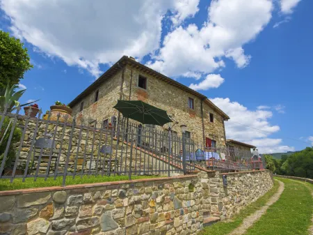 Locazione Turistica Selvapiana Отели рядом с достопримечательностью «Греве-ин-Кьянти»