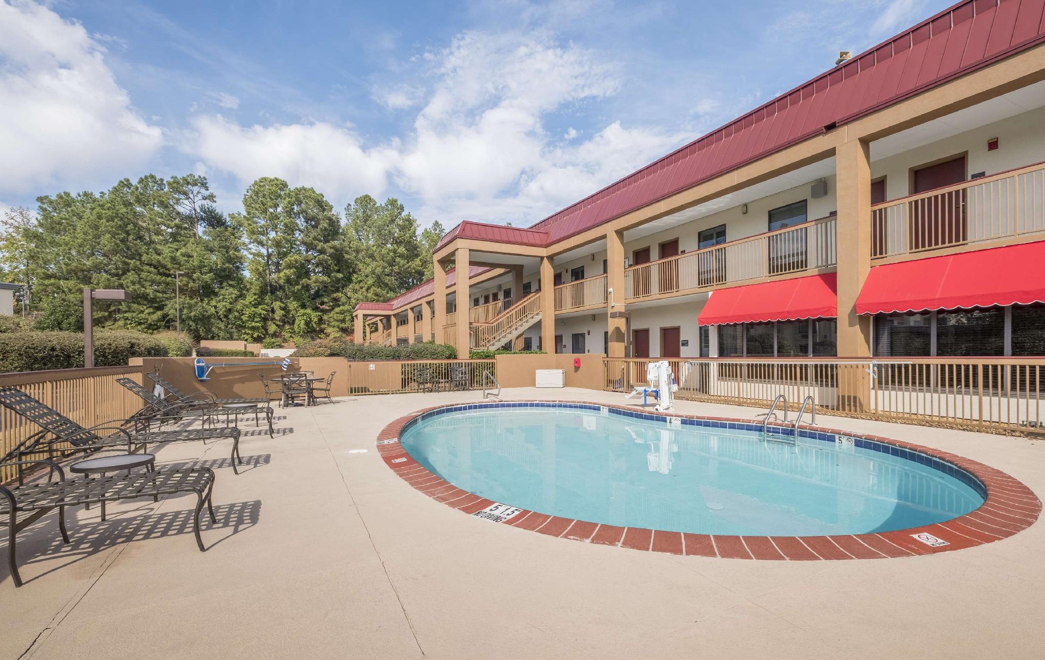 Red Roof Inn Tupelo