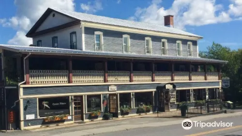 Auberge Knowlton Hotels in Sutton