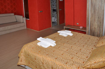 Delfi Hotel Spa & Wellness Center