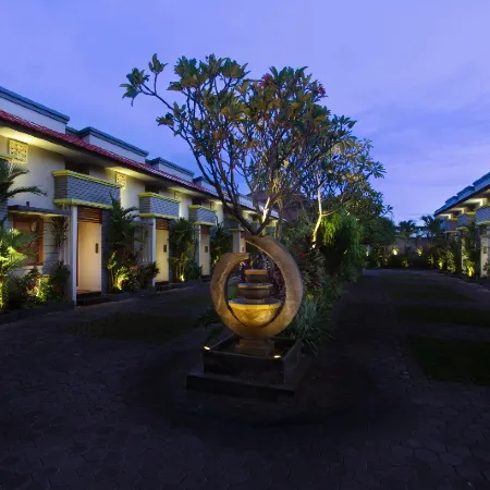The Banyumas Villa Отели рядом с достопримечательностью «Бундаран Ренон»