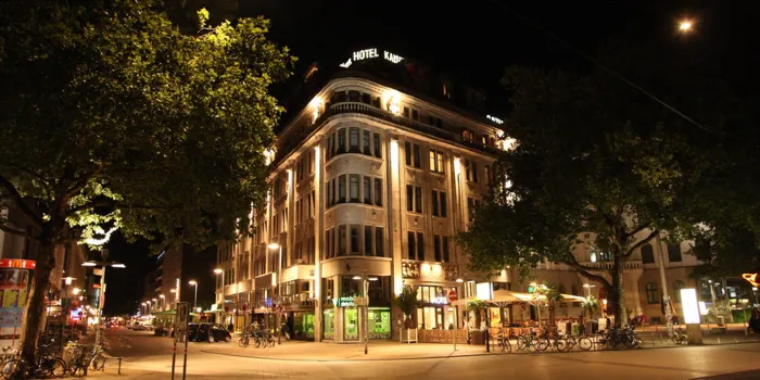 Central-Hotel Kaiserhof Hotels near Skulptur Mann mit Hirsch