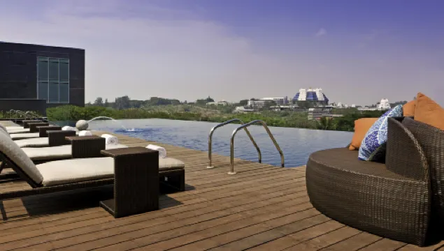 Sheraton Grand Bangalore Hotel at Brigade Gateway