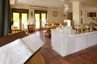 Admiralty Inn - breakfast