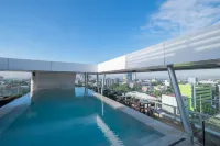 โรงแรมเล็กซ์ เซบู - สระว่ายน้ำบนดาดฟ้า