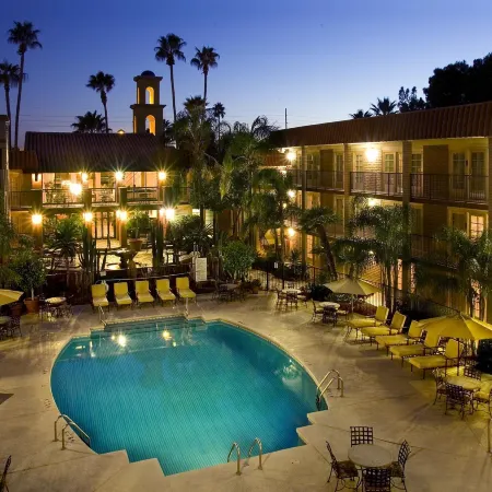 DoubleTree Suites by Hilton Tucson - Williams Center