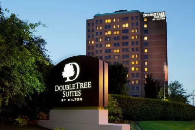 DoubleTree Suites by Hilton Hotel Boston - Cambridge Hotels in der Nähe von Museum of Bad Art