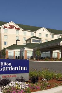 hotels in clarksburg wv with hot tubs