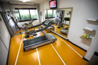 Living Place Hotel - Phòng tập thể hình