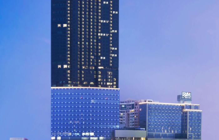 Four Points by Sheraton Surabaya, Tunjungan Plaza
