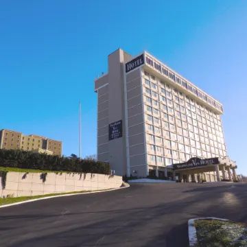Garner Hotel North Bergen - NYC Gateway by IHG Отели в г. Норт-Берген