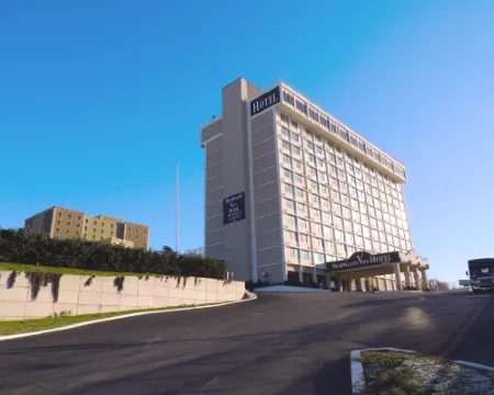 Ramada by Wyndham North Bergen ノース・バーゲンのホテル