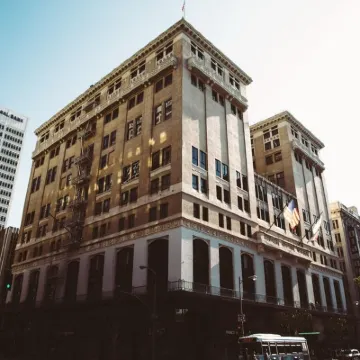 Los Angeles Athletic Club Hotels near Little Tokyo