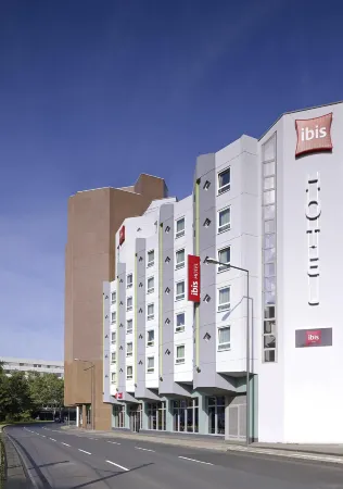 Ibis Koeln Centrum Отели рядом с достопримечательностью «Кёльнская бизнес-школа»