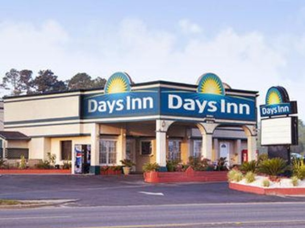 Days Inn by Wyndham Waycross