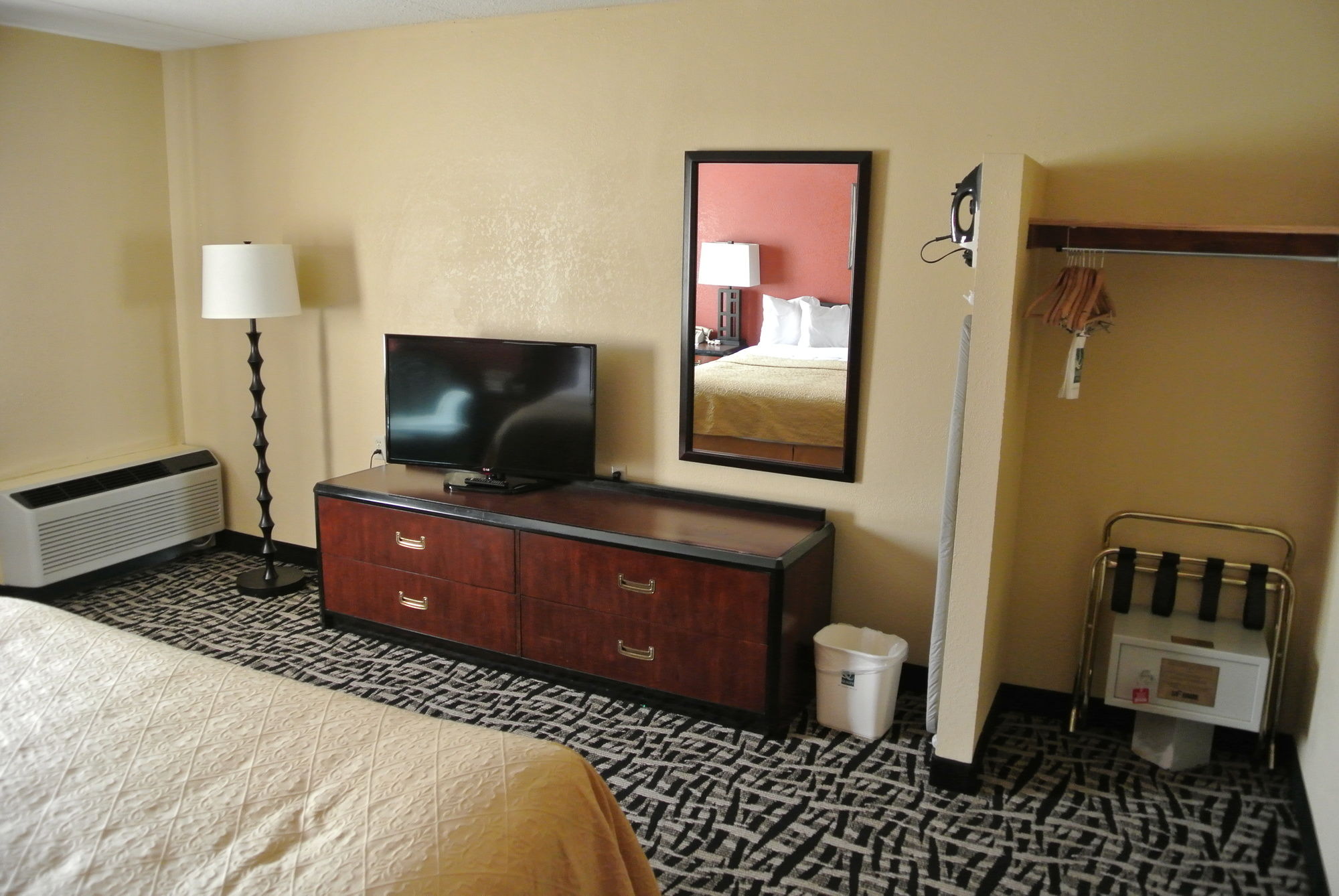 Quality Inn & Suites Mayo Clinic Area