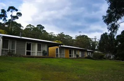 Bruny Island Escapes and Hotel Bruny