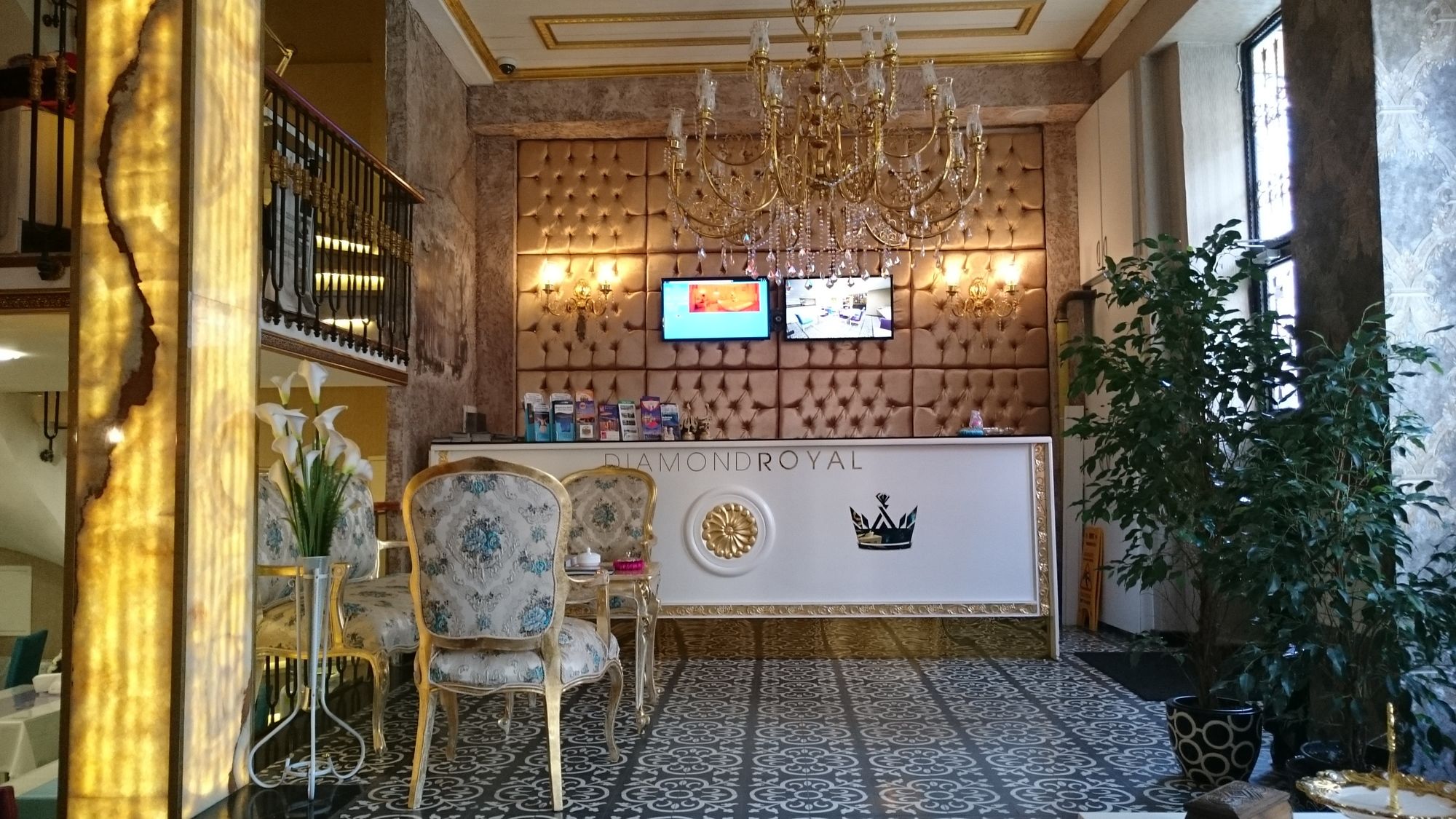 Diamond Royal Hotel