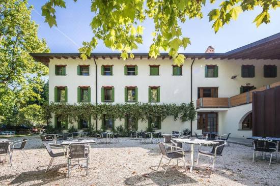 Hotel La Pergola-Lignano Sabbiadoro Updated 2022 Room Price-Reviews & Deals  | Trip.com