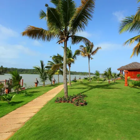 Fragrant Nature Backwater Resort & Ayurveda Spa