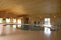 Quality Inn - piscina