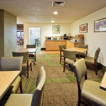 La Quinta Inn & Suites by Wyndham Redding