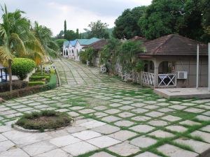 Akosombo Continental Hotel